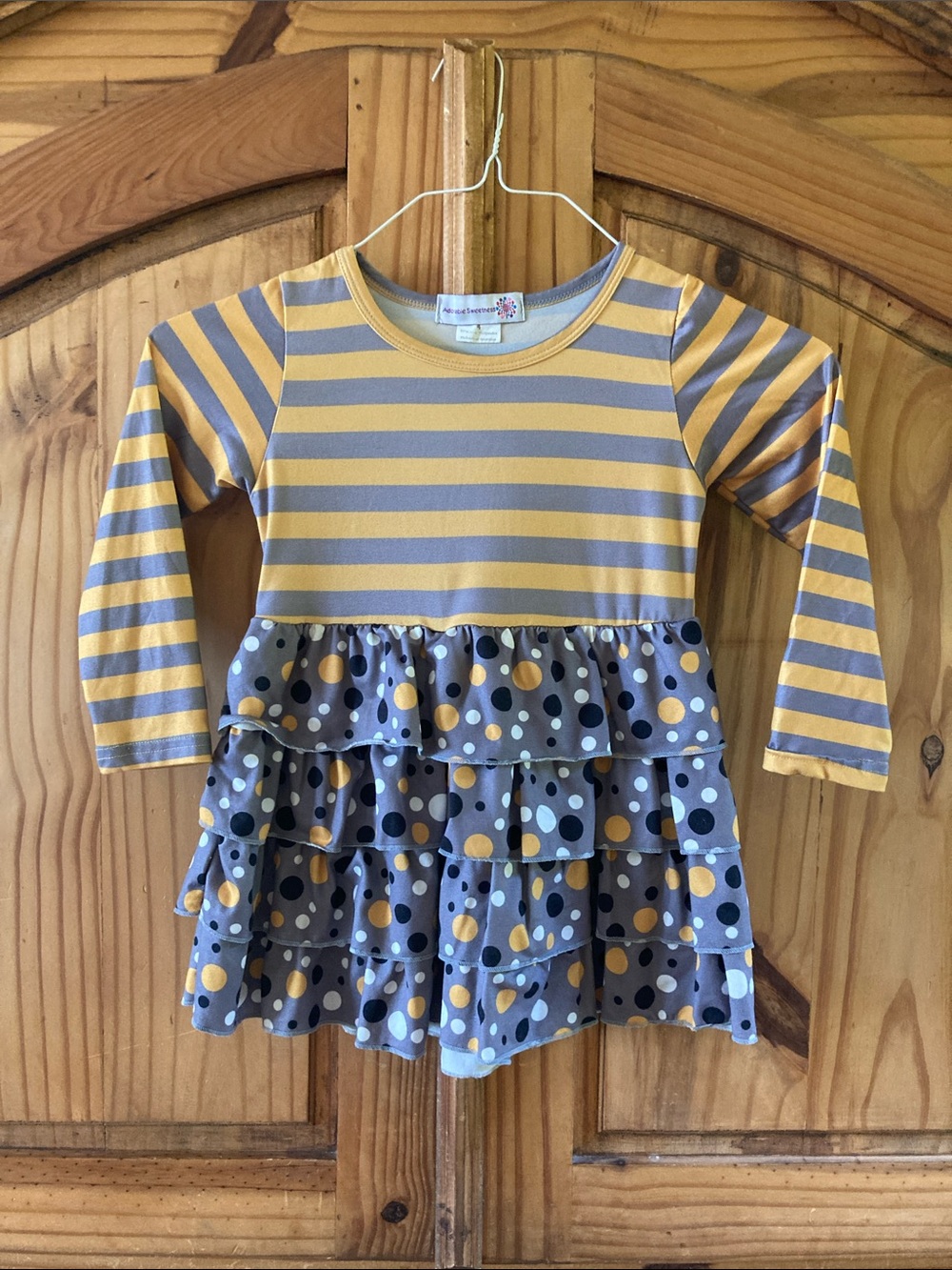 Girls Adorable Sweetness gray yellow polka dots long sleeve dress size 4